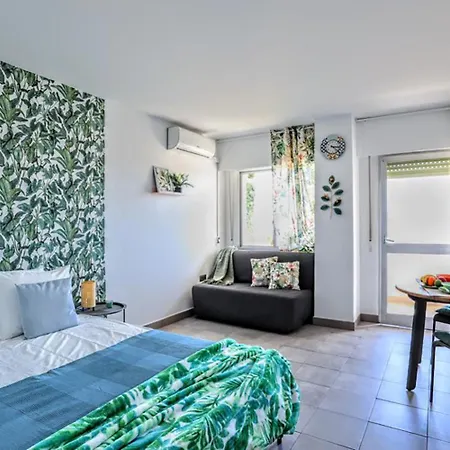 Cozy Palmeras - Wifi, Ac, Pool 아파트 *